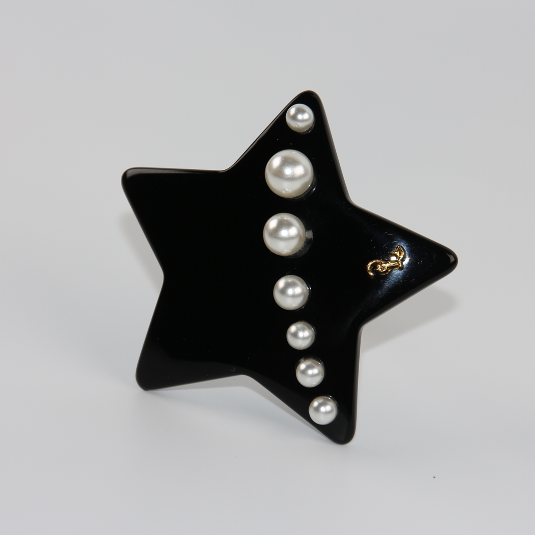 White Pearls Star Hair Pin